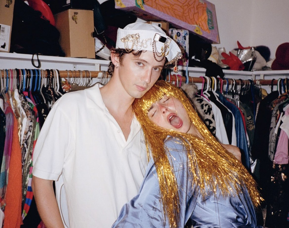 Troye Sivan 和 Addison Rae最新合影. TroyeSiva