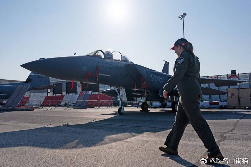 吃仙人掌、啃甲虫、练格斗术——揭秘美军“SERE”生存特训四大核心海外新鲜事 美