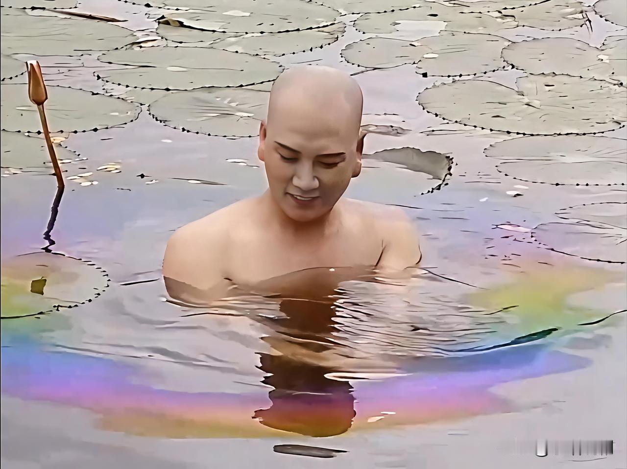 莲花池沐浴，是唐僧取经圆满的标志性仪式，寓意极深，一是象征涤荡贪嗔痴，洗去杂念，