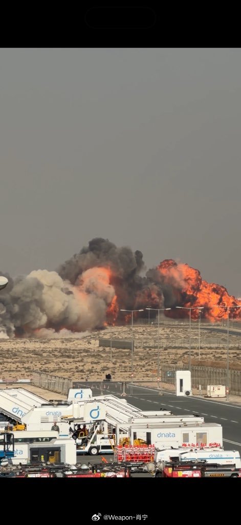 2025迪拜航展，印度空军一架光辉战斗机（HAL Tejas）坠机，其漏油问题是