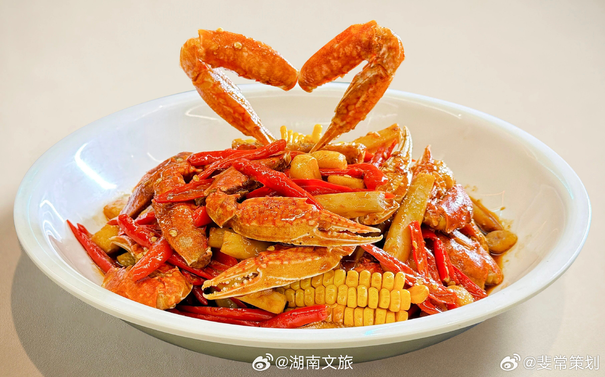 【湘潭的夏天，是什么味道？湘潭的夏日热辣清凉】你觉得夏天是什么味道？来到湘潭，南