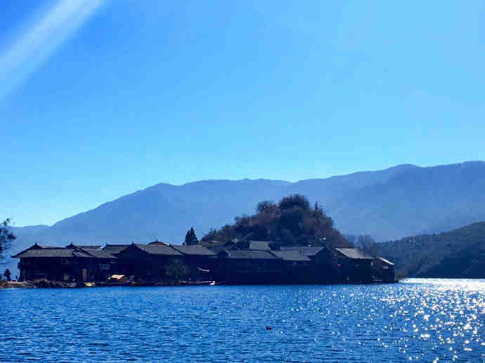 希望在冬天，在最美的泸沽湖遇见你。 