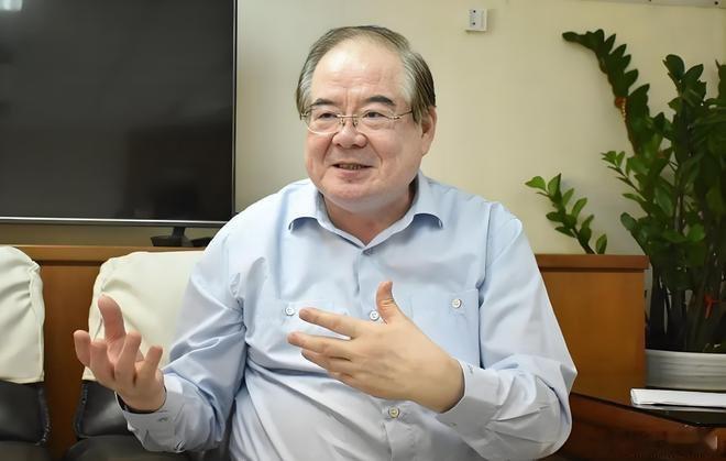 国民党前秘书长李乾龙称，他确实收到阅兵邀请，但因身体不佳，不会出席。 ​ ​​​