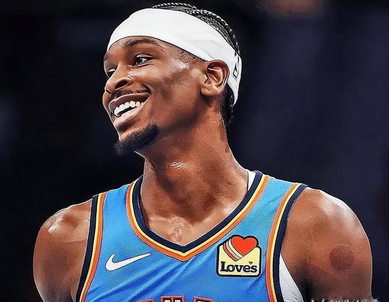 雷霆这队啊。
现在最吓人的不是那堆数字。
是他们赢球的方式。
赢你二三十分，主力