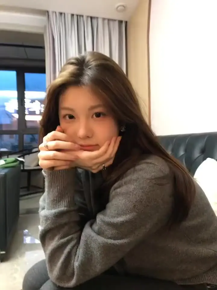 情人眼里出西施 好不好看从来不是前提 总有人心甘情愿为你着迷
