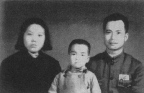 1952年，朝鲜战场传来一则绝密消息。志愿军67军军长李湘不幸离世，年仅38岁。