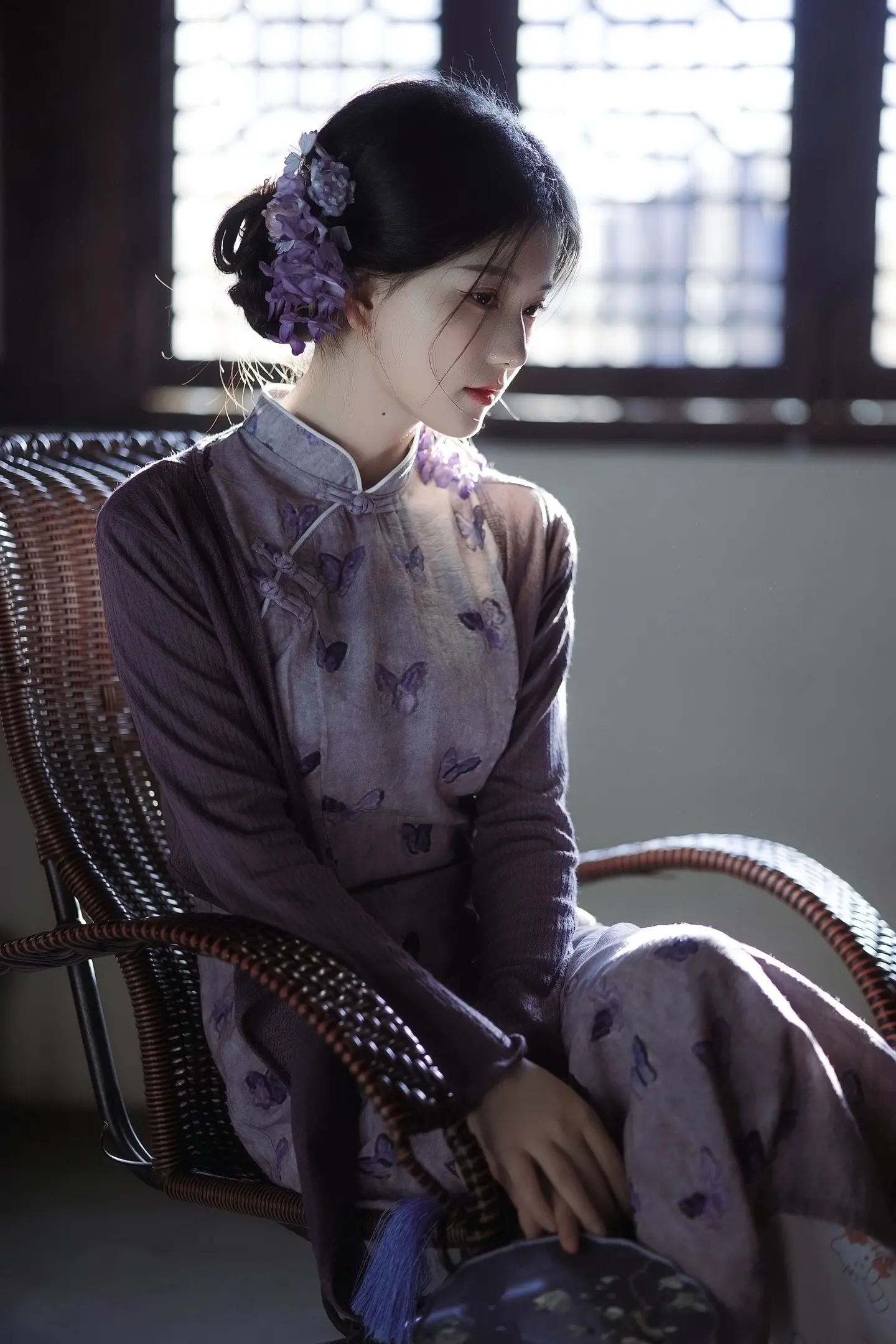 “姑娘思量的人已变成追忆”