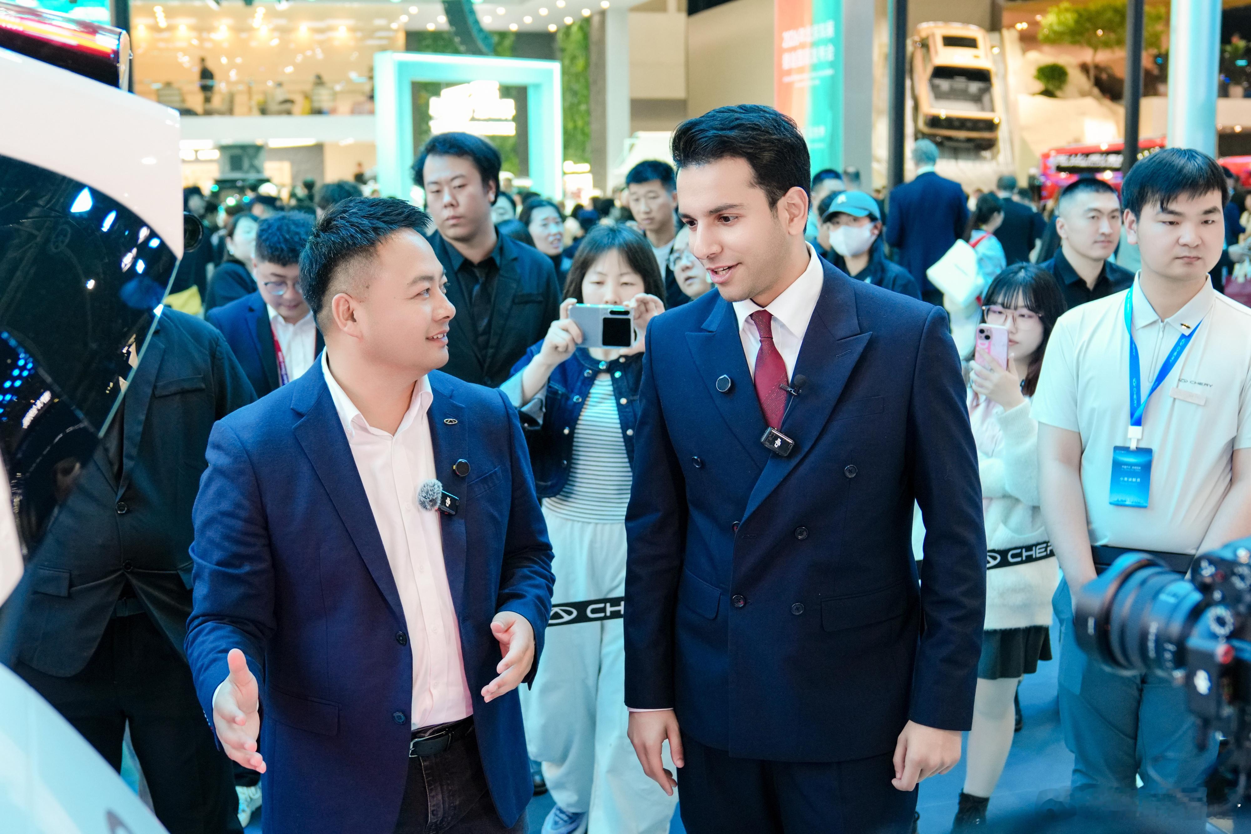 从北京车展看中国汽车全球化发展2026年北京车展 北京车展，外国人最多的一个展台