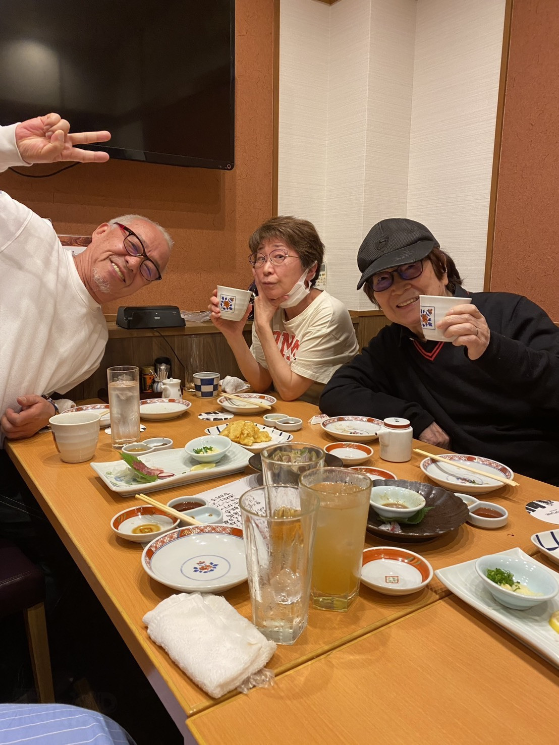 今天7月16日是波特卡斯·D·艾斯声优古川登志夫的80岁大寿生日！以下照片为去年