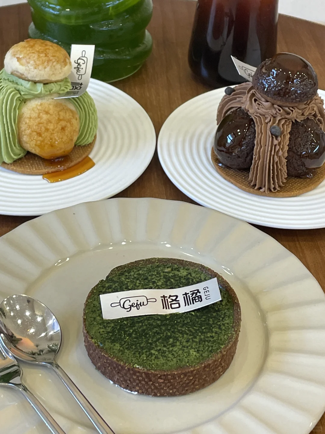 在宝龙一城附近！这家法式甜品店好chill啊！！