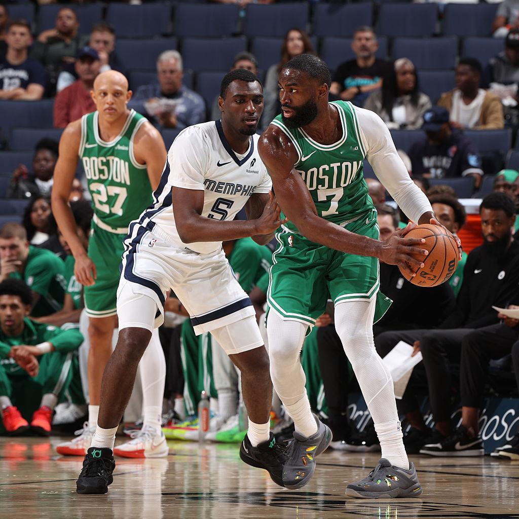 半场比赛结束！68-45领先对手！波士顿凯尔特人[超话] ｜ BLEEDGREE