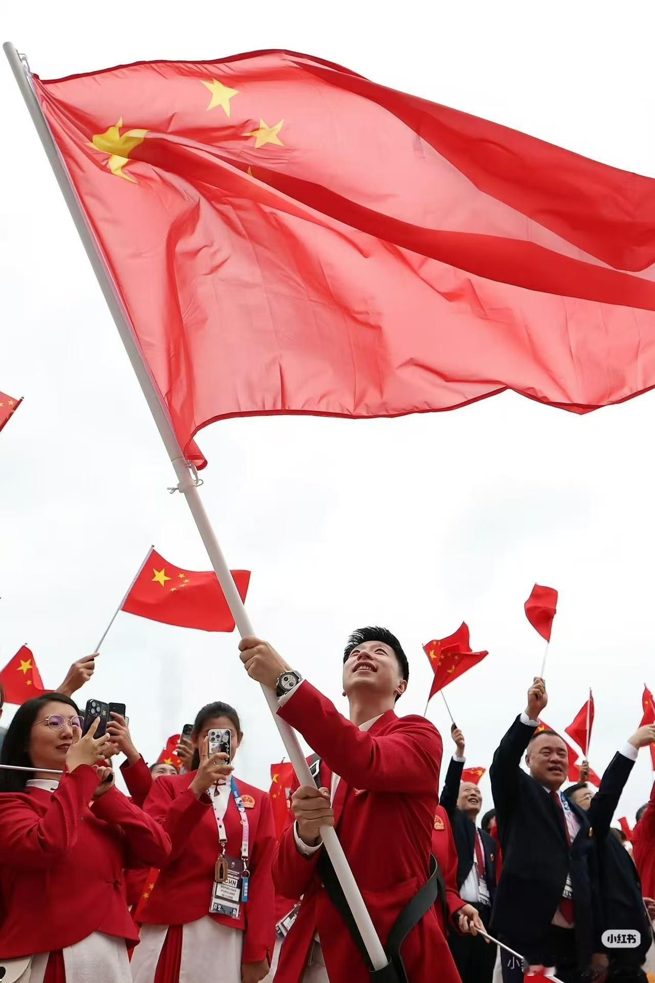 马龙体面 看完马龙的留言瞬间被圈粉，面对铺天盖地的调侃他丝毫没有放在心上，反而温