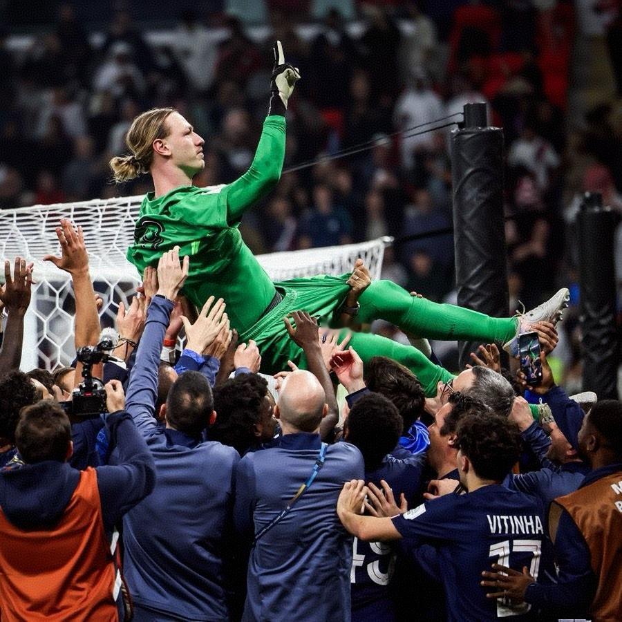 你敢信？点球大战9个人出场居然有6个人罚丢！巴黎门神萨福诺夫成了他们夺得洲际杯冠