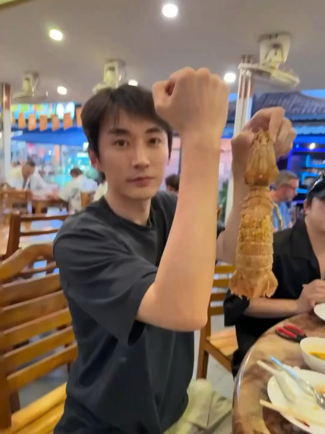 素颜刘学义大放送，学义哥是真好看啊 