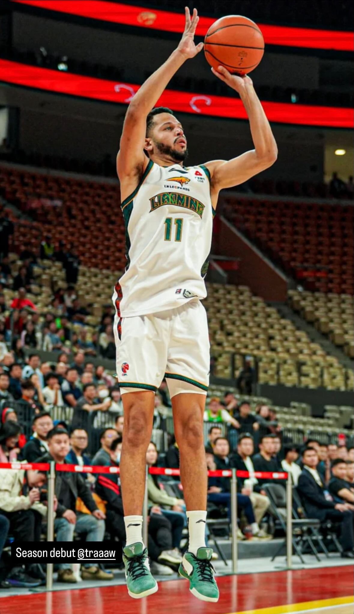 哈维更新ins story 分享照片辽宁队首秀辽宁男篮