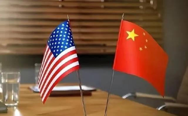 美国icon战争部副部长希克斯对媒体说：“俄罗斯icon因乌克兰战争拖累已无法威