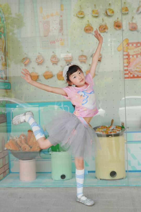 7岁身高133厘米的大长腿女儿💗