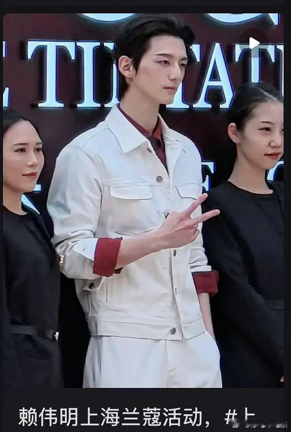 真的不敢相信这居然是路人实拍，现在是什么颜值都可以当明星了吗 