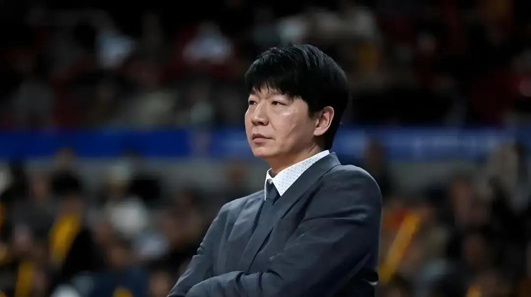 42.5%三分命中率，山东射手逆袭
 
山东球迷最烦外援浪投，现在有人替他们出气