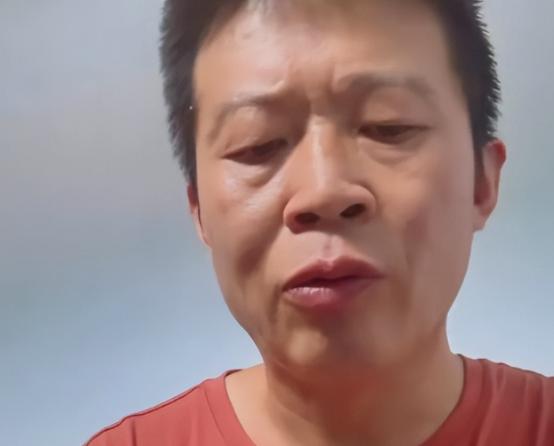 姜洪涛持续升级！堂哥打压威胁，老大下死手，前妻被曝身材绝美
 

这是个让人瞠目