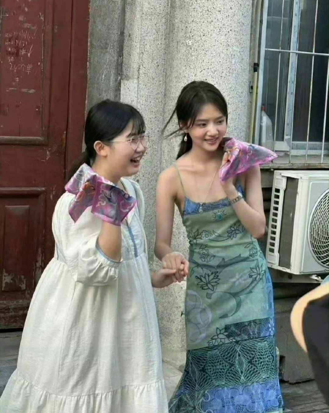 任敏在普通镜头下也显得很出众，一点也不普通 ​ ​​​