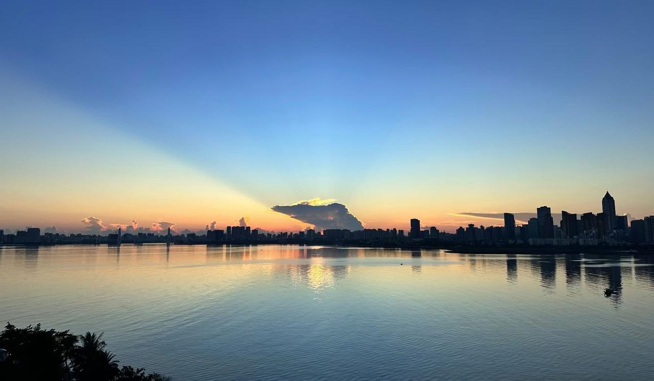随手拍一张天空照