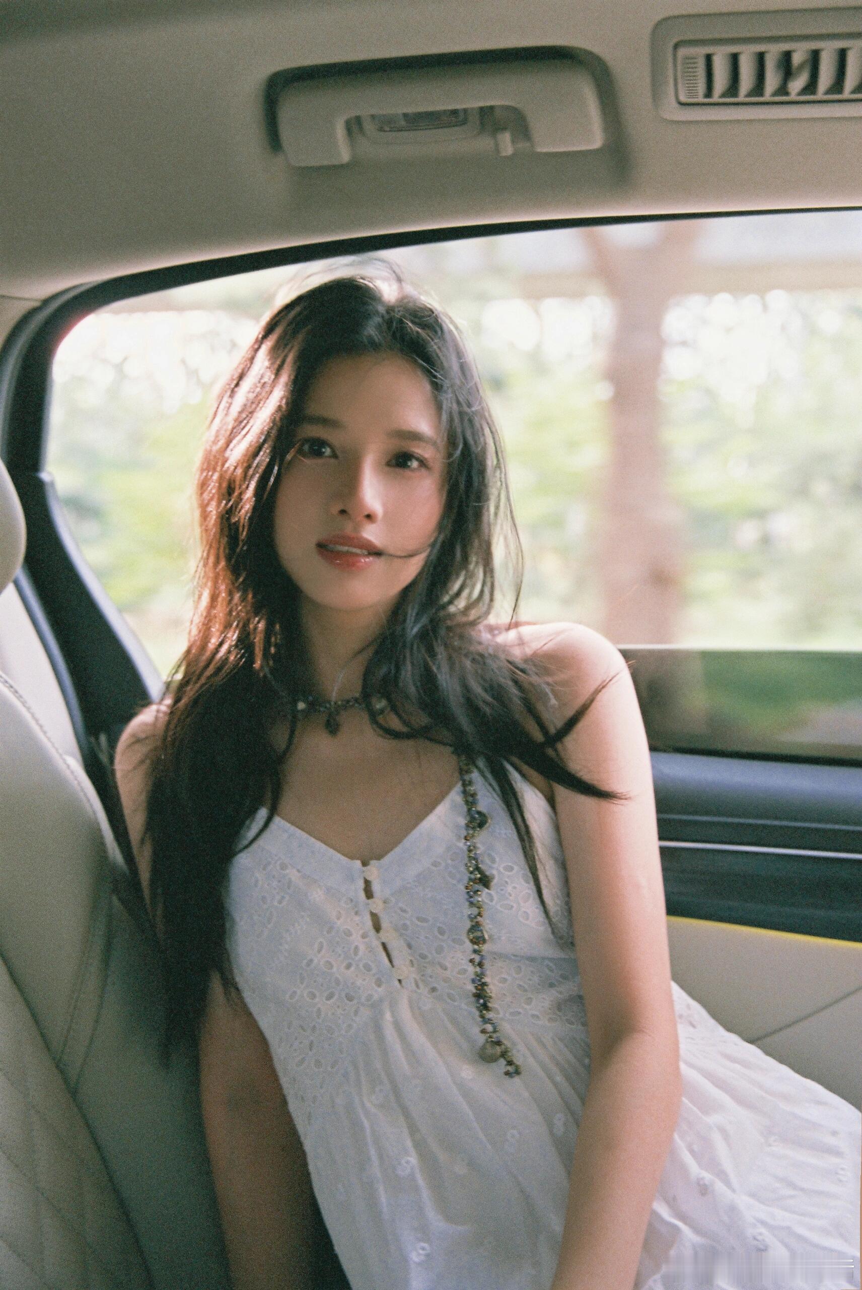 张婧仪无拘无束，自由自在的风🎂 ​​​