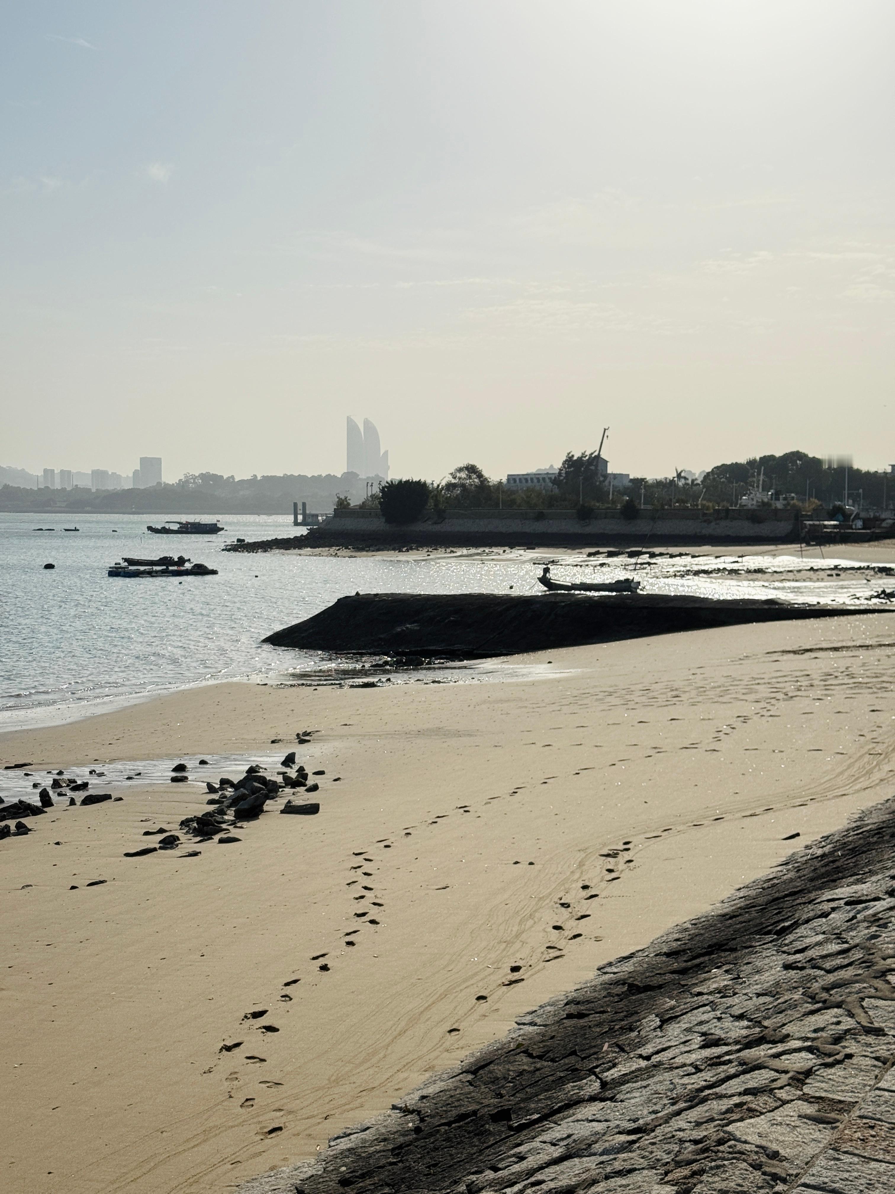 跑步即刻开跑 629现在成了起床困难户，早起失败，又晚了一个小时出门简单慢摇一下