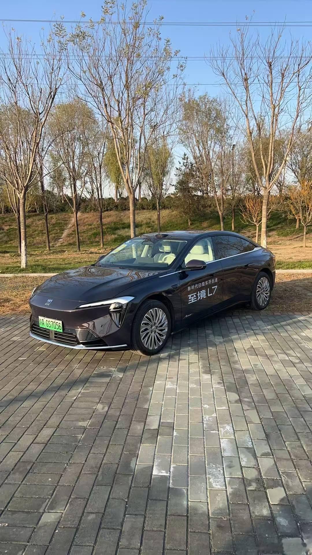 别克至境L7的硬实力确实能打，深度本土化、配置越级、续航扎实，合资车转型新能源，