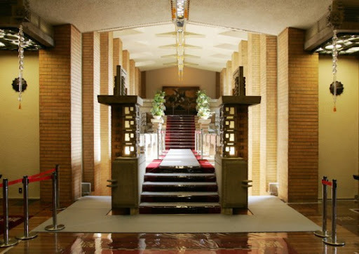 日本首相高市早苗决定搬入紧邻官邸的首相公邸，称此举为实现职住接近，加强危机管理能