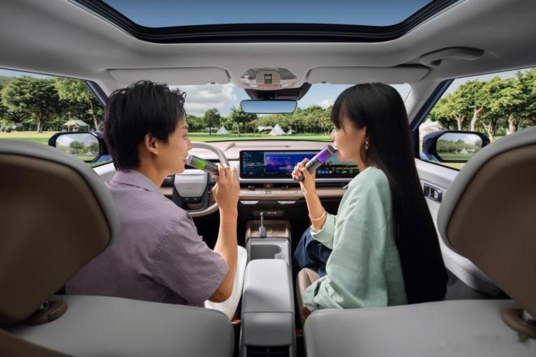 8.09万起！合资SUV起亚全新赛图斯开启预售，满配实力、价值越级全球销量担当的
