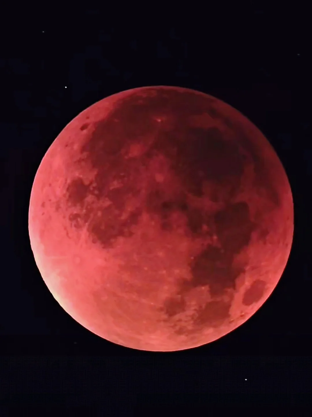 今晚的月亮🌙🌙🌙🌙太美了！