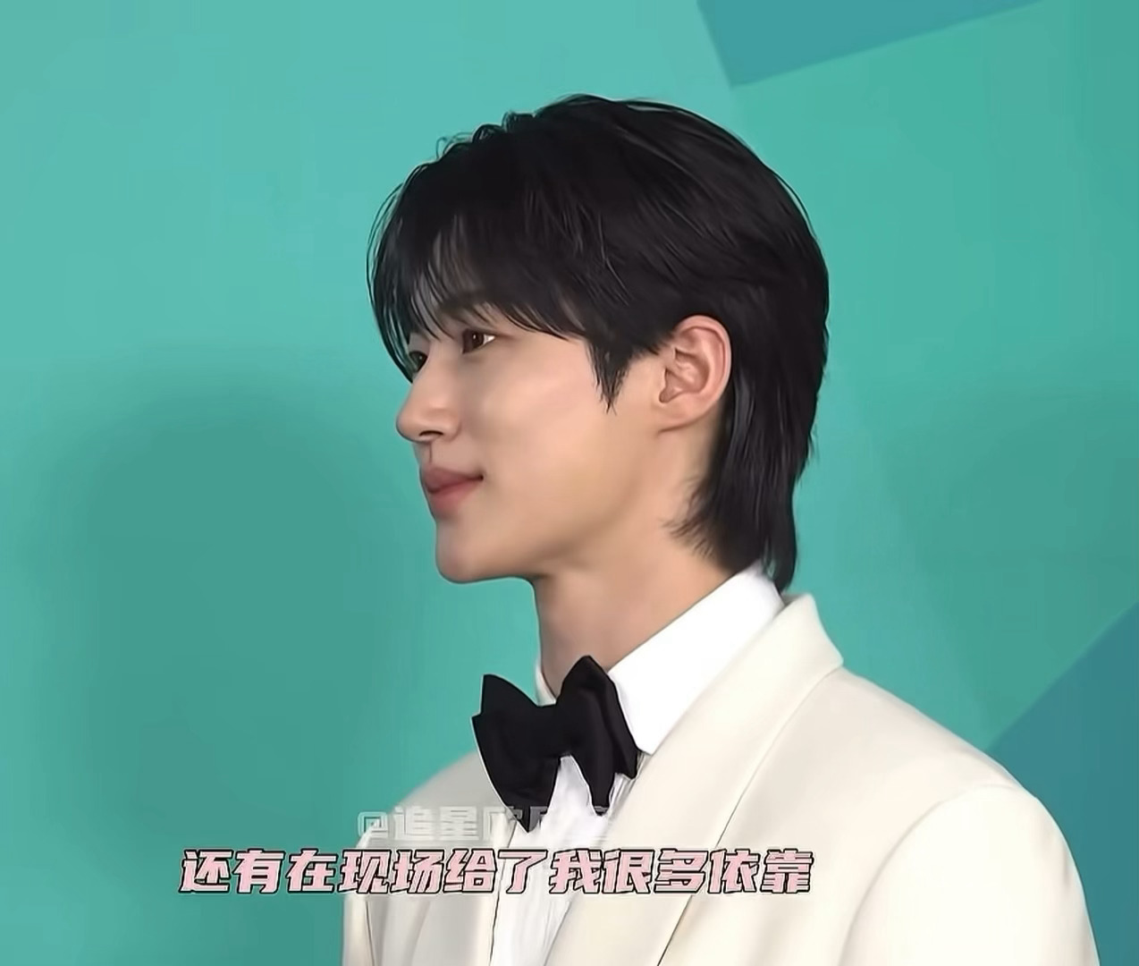 唉又在回味这个百想了我伯听伯母说一段话眼泪都要掉下来了，谁家感性男孩咋这么好磕呢