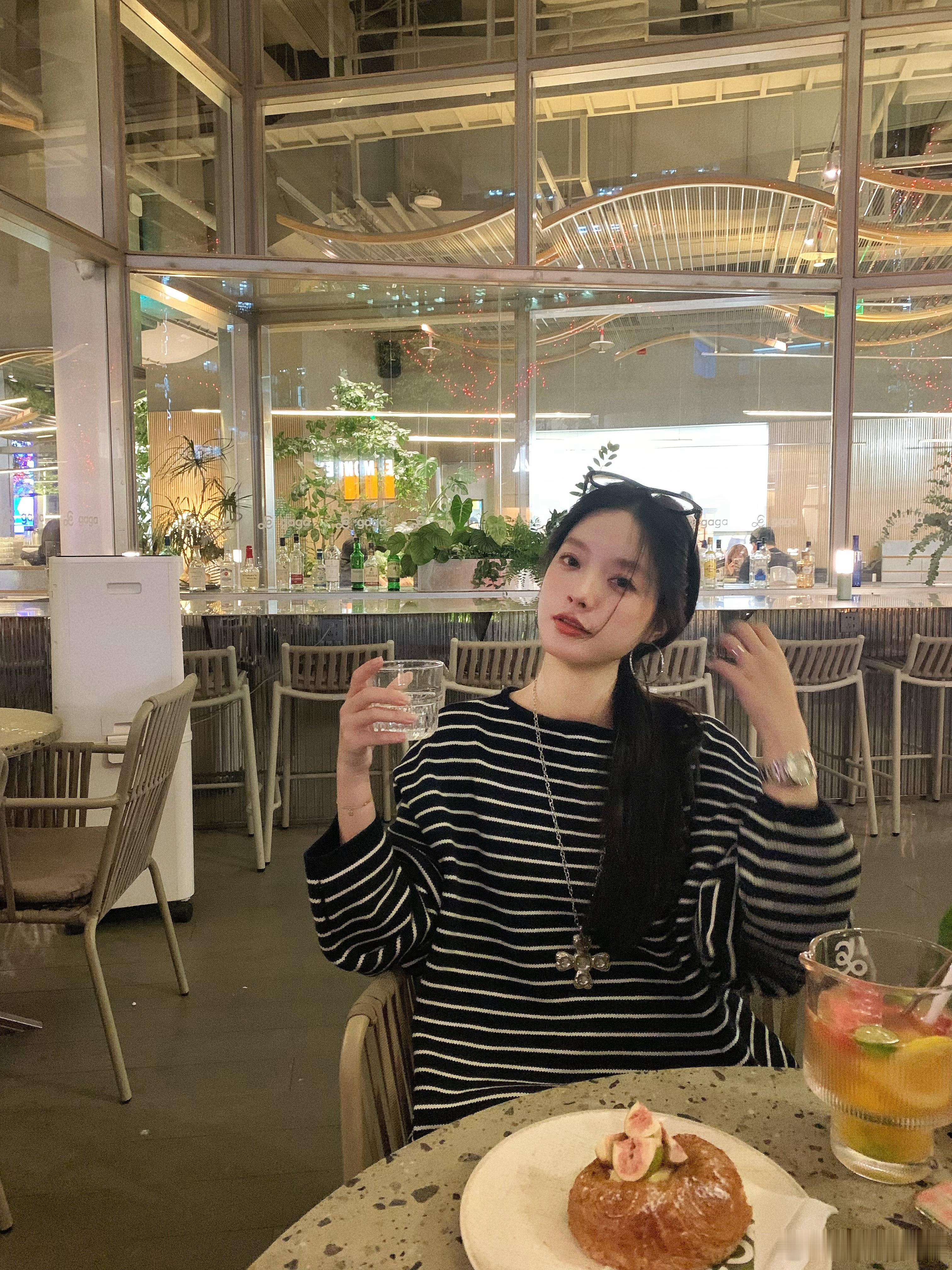 又当夜猫子了晚睡的习惯改不了啊～心血来潮录了一条vlog刚好可以有一些小碎片发发