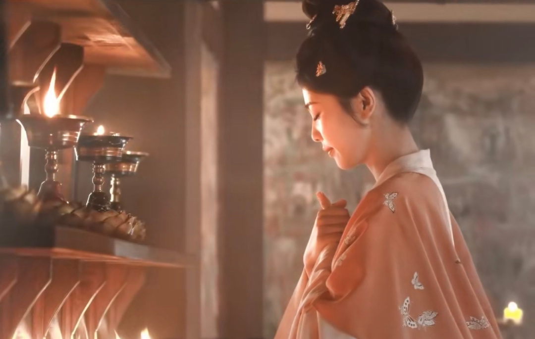 白鹿丞磊《莫离》最新物料，来看林玉芬镜头下的中式光影美学！ 