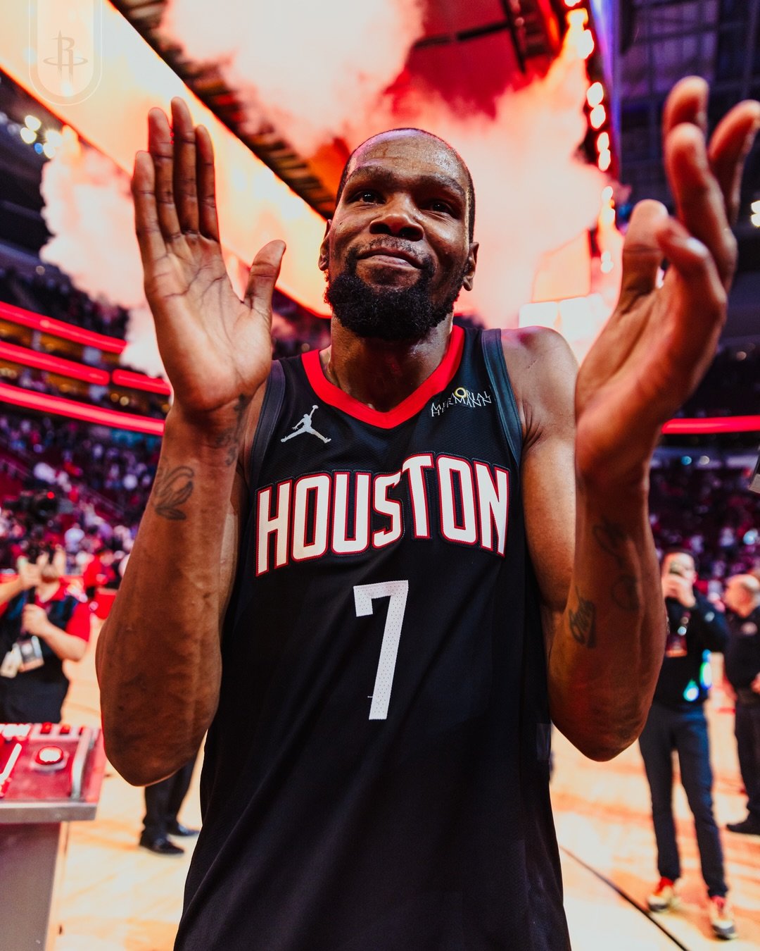 NBA官方出具昨日火箭vs太阳比赛最后两分钟的裁判报告：报告显示，比赛最后2分钟