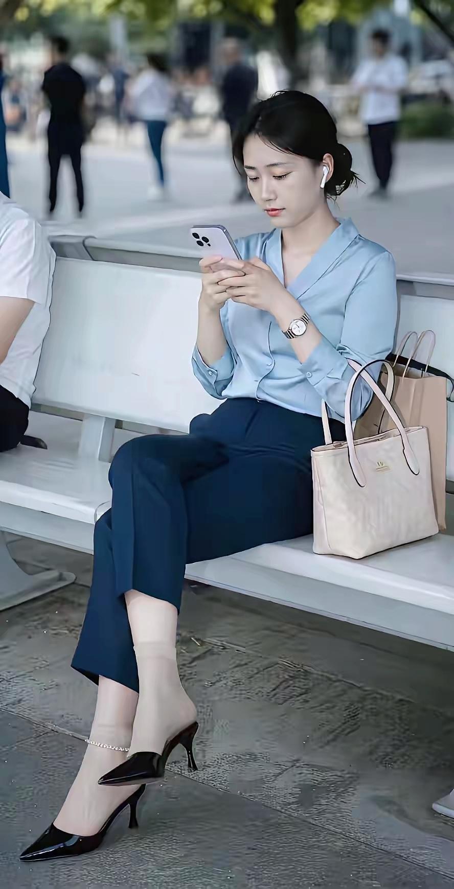 不张扬的职场穿搭，气质永远比奢侈品更抓人眼球

职场穿搭 知性女生