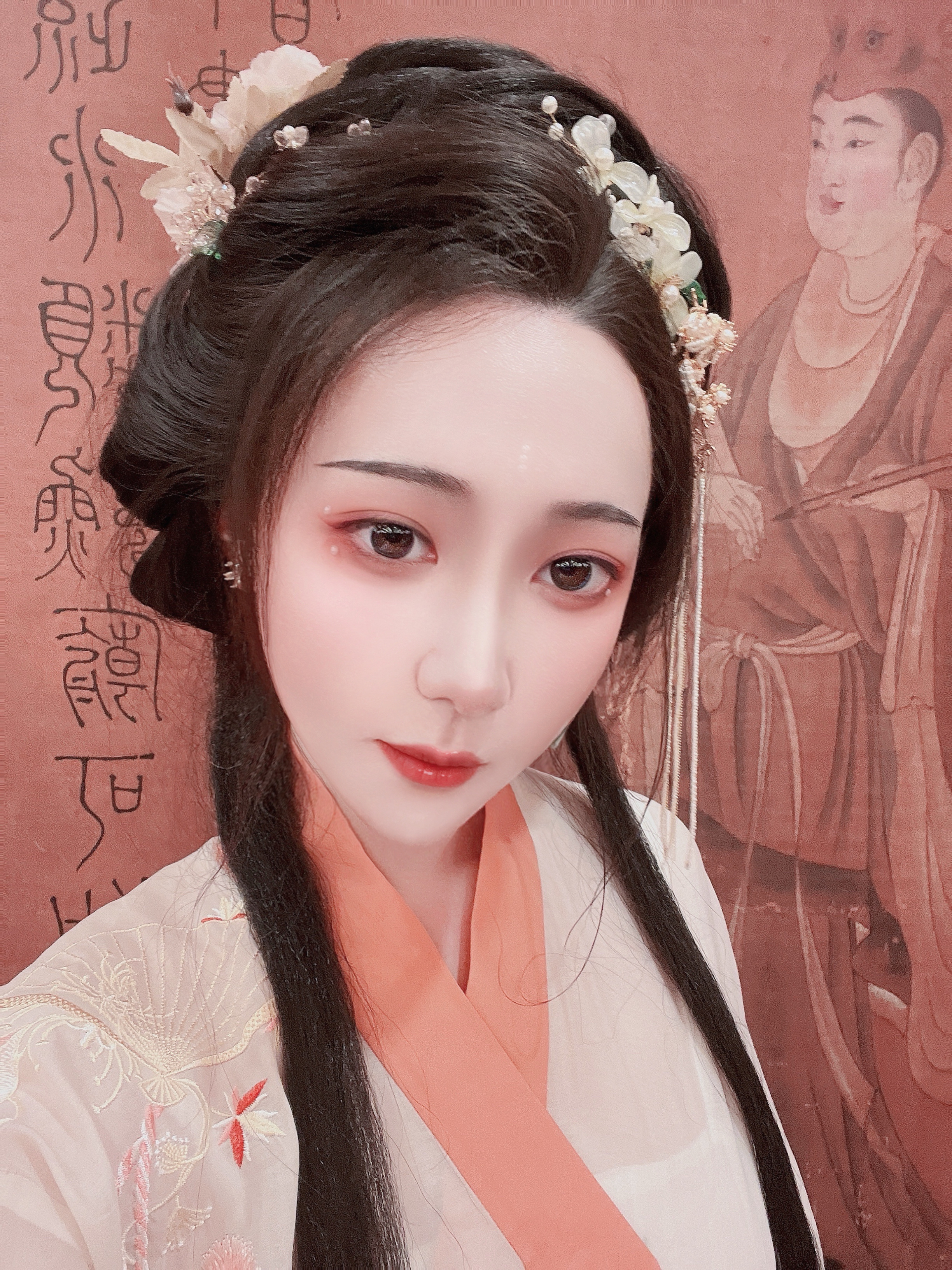 #汉服[超话]# 此别再无意相见 此处怎奈断了弦#汉服##古风# ​​​