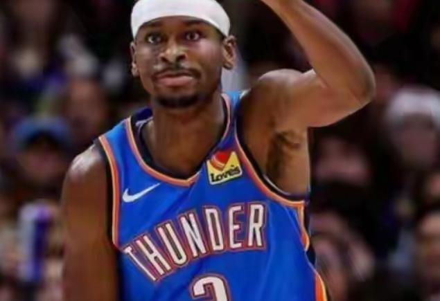 NBA西部决赛，雷霆对阵马刺的抢七大战中，比赛出现了奇葩的一幕。比赛进行到了第三