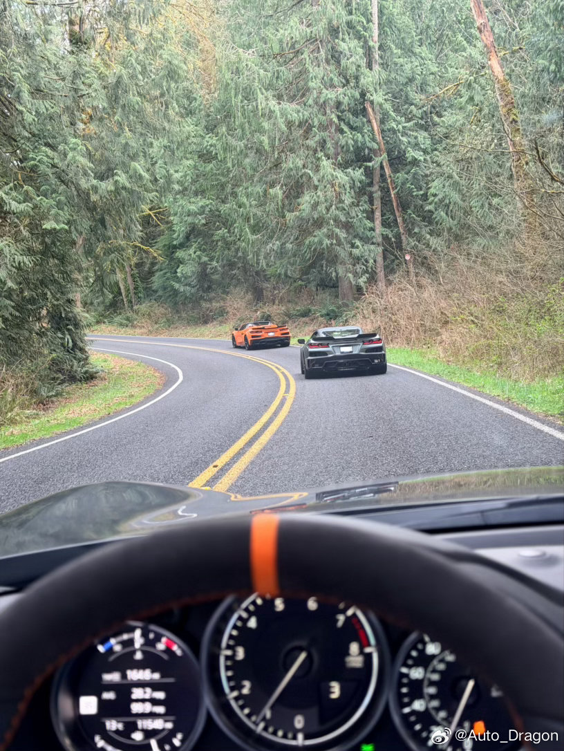 MX5跑山乐趣无敌，改了一套避震和防倾杆现在转向和操控都如手术刀般精准，配合上1