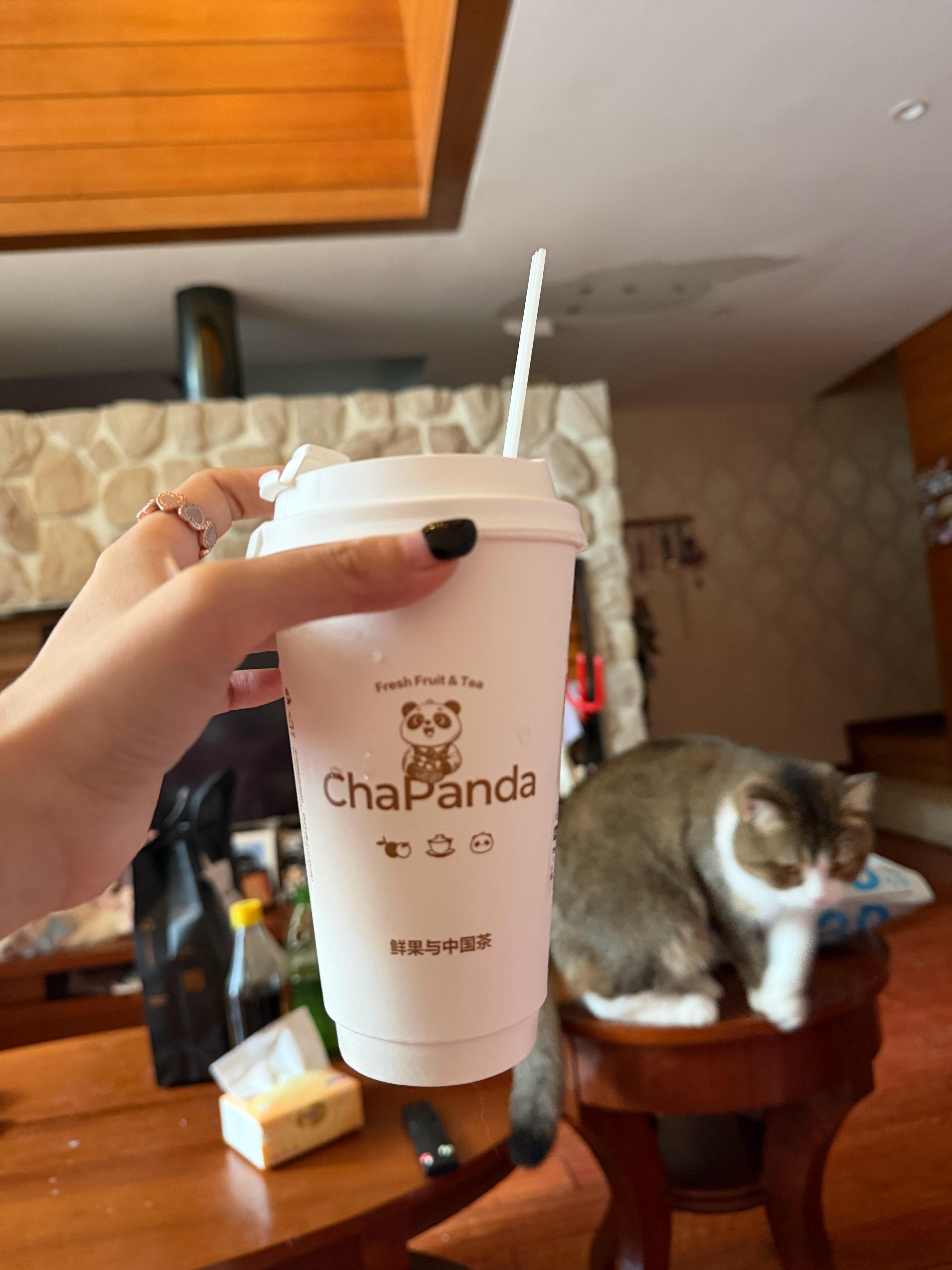 🍂𝐻𝑒𝑙𝑙𝑜，𝒜𝓊𝑔𝓊𝓈𝓉ᥫᩣ· 希望这个秋天 凉风有信