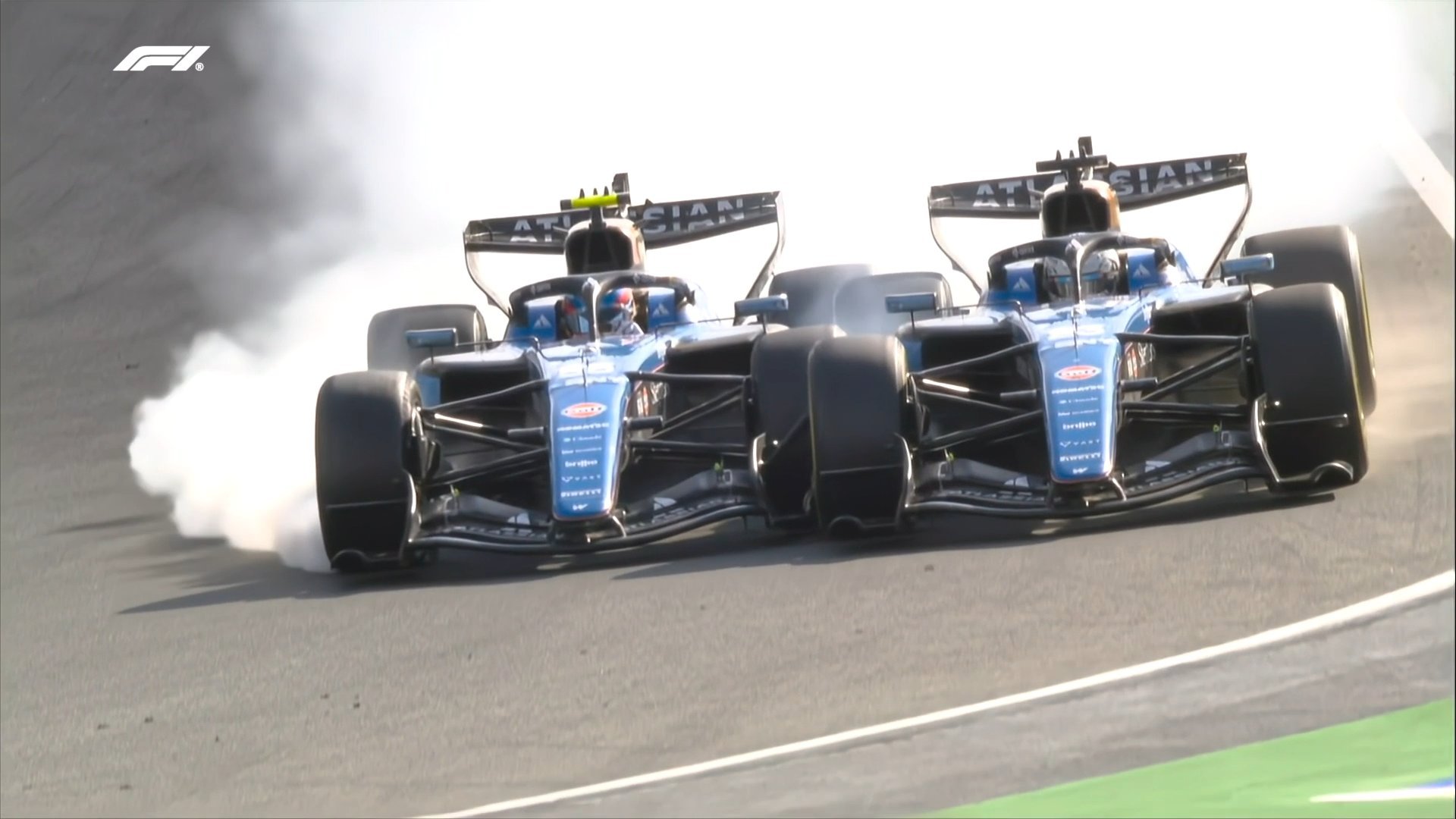威廉姆斯倒数第二圈“奉献”的名场面！2026F1荷兰大奖赛