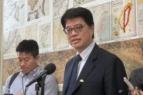 台东县长饶庆铃以录视频方式在海峡论坛推销台东水果，陆委会主委邱垂正昨天（17日）