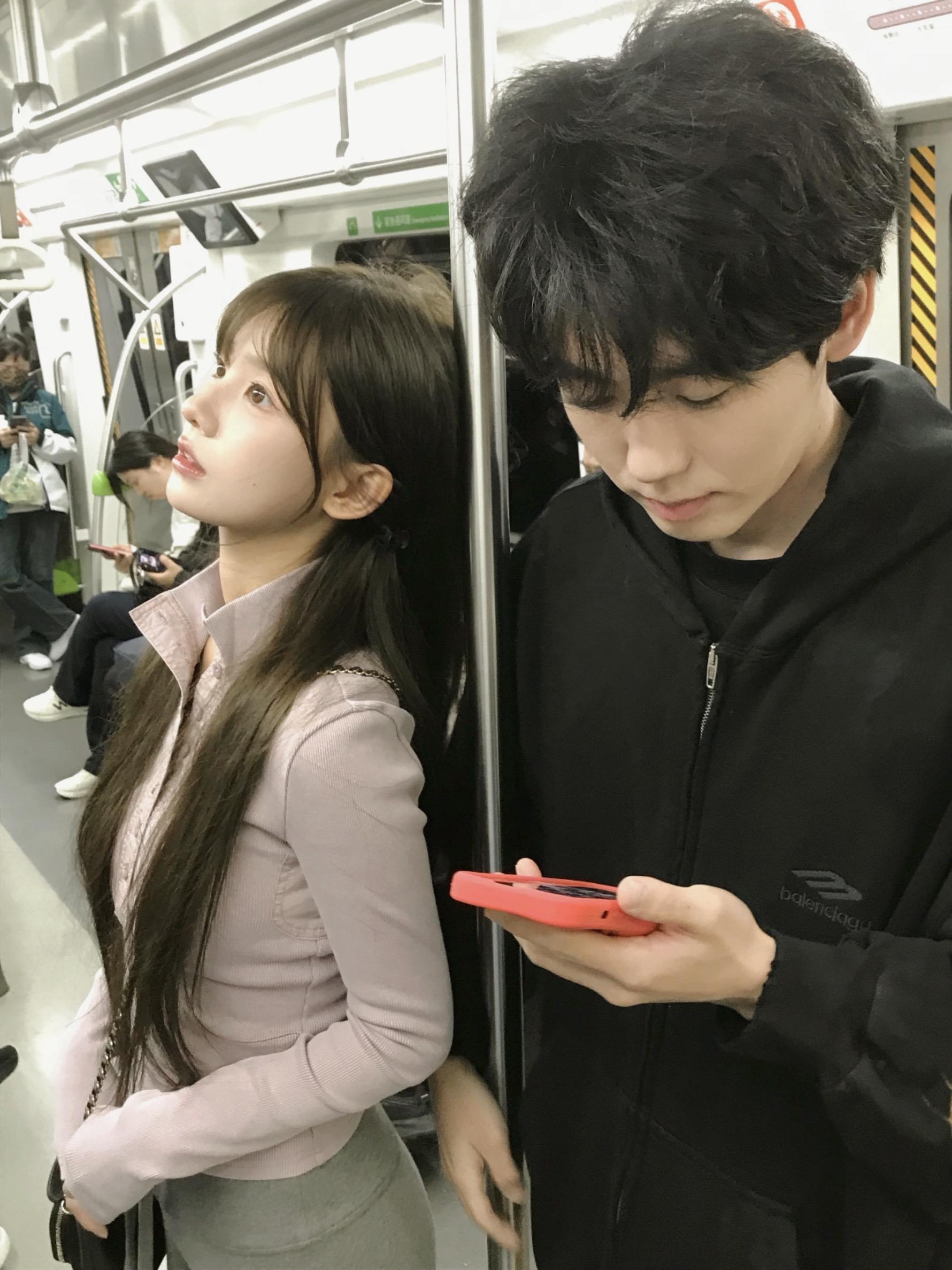 生图 理想女友 鸡腿子点点 新年快乐