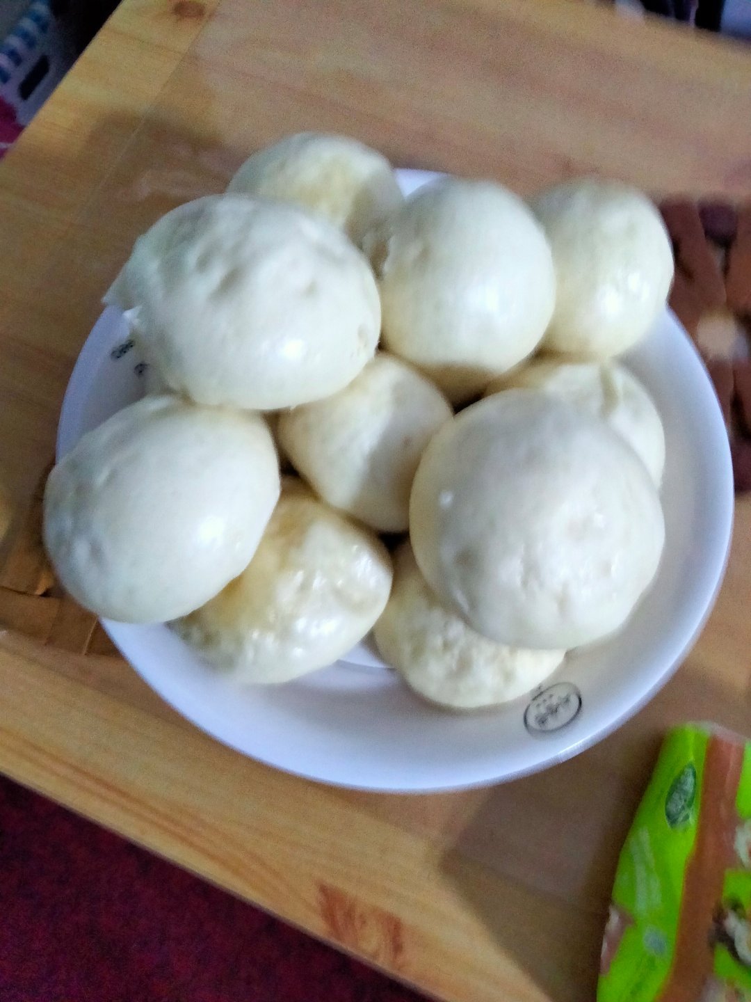 每日一餐分享晚餐主食。自己蒸馒头 