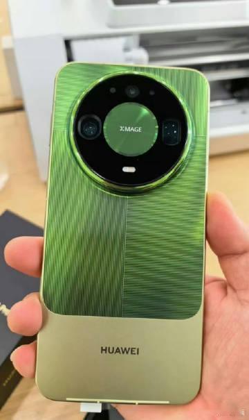9月26日，多名数码博主围绕网传华为Mate90系列5G回归信息发帖。其中一条称