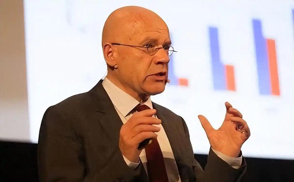 英国教授马丁·雅克语出惊人：“中国崛起不可怕，真正可怕的是，他是一个伪装成国家的