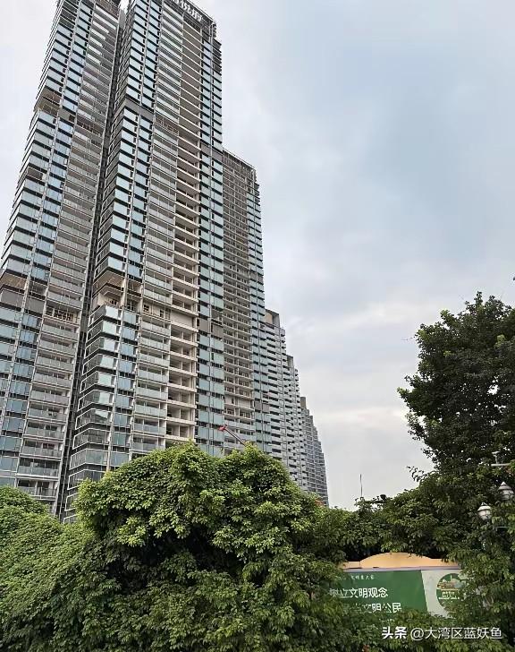 住长隆旁8年，实话实说：别光羡慕，这日子有甜也有苦
 
每次跟人说住长隆旁边，对