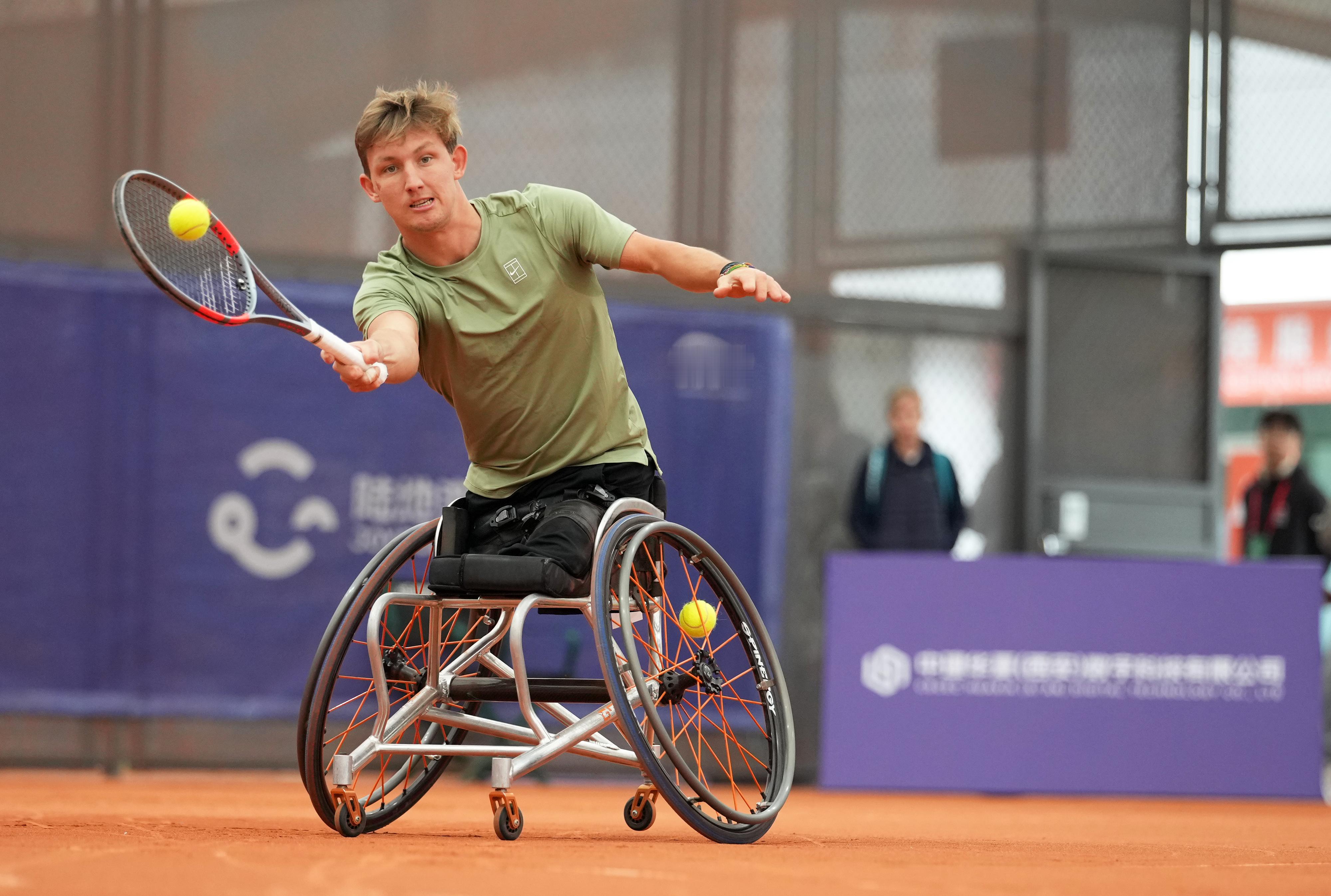 第四天，小组赛激烈竞争，出线阵容初见端倪！