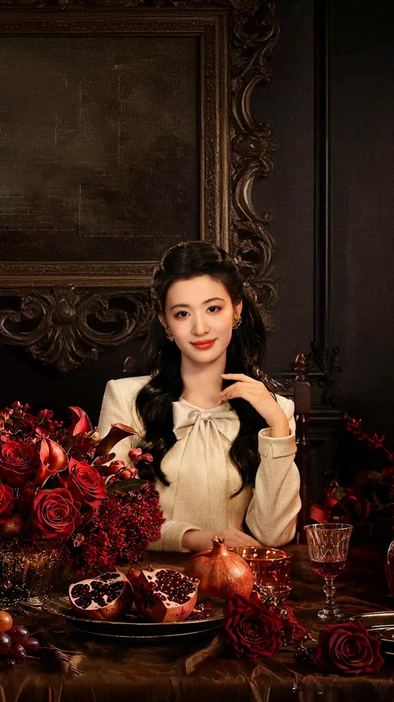 《这一秒过火》暑期开播，张凌赫、王楚然上演爱恨纠缠。